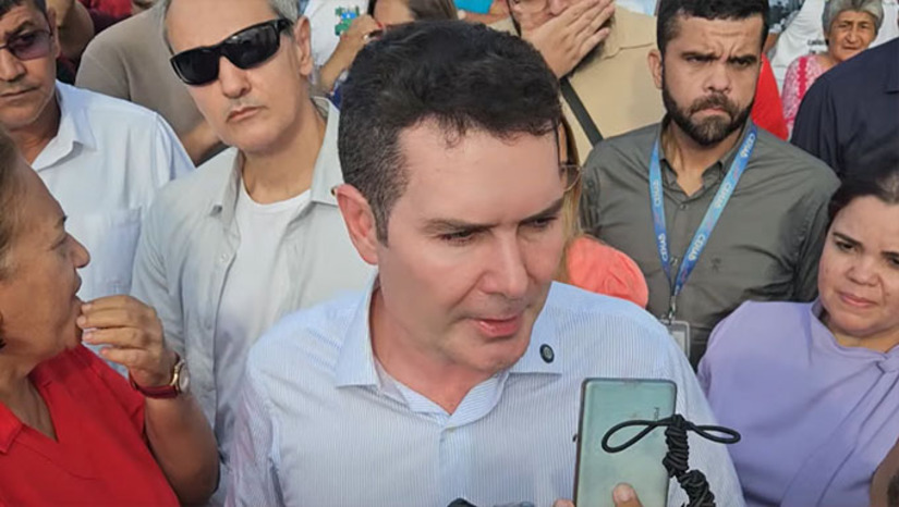 Imagem 1 - “Nesta primeira fase, são mais de 10 mil casas no Rio Grande do Norte, das quais mais de 3 mil e 200 já foram contratadas no Rio Grande do Norte”, acrescenta a governadora Fátima. Sobre a retomada de obras do Minha Casa Minha Vida no Brasil, com o retorno do Governo Lula, o ministro Jader Filho enfatizou que somente residências foram 87 mil unidades do MCV em todo o Brasil. Imagem 1 - “Nesta primeira fase, são mais de 10 mil casas no Rio Grande do Norte, das quais mais de 3 mil e 200 já foram contratadas no Rio Grande do Norte”, acrescenta a governadora Fátima. Sobre a retomada de obras do Minha Casa Minha Vida no Brasil, com o retorno do Governo Lula, o ministro Jader Filho enfatizou que somente residências foram 87 mil unidades do MCV em todo o Brasil.