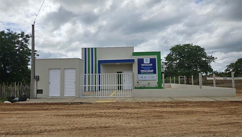 Imagem 1 -  O prefeito Allyson Bezerra confirmou ao MH que a equipe técnica vai iniciar as tratativas de construção do projeto do Hospital Municipal para Mossoró assim que concluir a construção das 15 UBS, dos capz e da policlínica, provavelmente nos próximos seis meses. Vão entrar em atividade já com os novos concursados. Segundo Allyson, o quadro que encontrou a saúde e, 2011, quando assumiu, era tão ruim, que primeiro teve que investir na saúde base, para, em seguida, partir para a saúde de média complexidade.