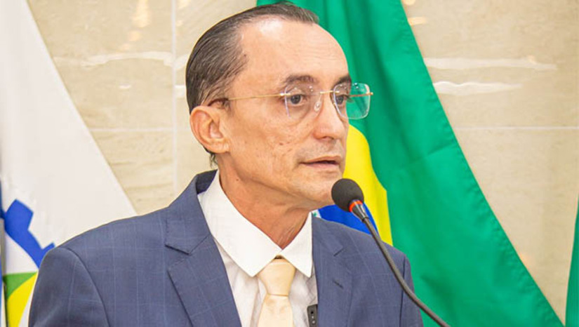 Imagem 1 - O prefeito Souza anunciou a construção de uma adutora, investimentos em saúde e educação, e outras ações para o ano de 2025. Souza enfatizou que ampliará os investimentos em áreas essenciais, a partir de programas como o “Transforma Saúde” e o “Transforma Educação”, que preveem uma série de melhorias em unidades de ensino e de saúde, além da aquisição de equipamentos e da disponibilização de novos serviços à população. Imagem 1 - O prefeito Souza anunciou a construção de uma adutora, investimentos em saúde e educação, e outras ações para o ano de 2025. Souza enfatizou que ampliará os investimentos em áreas essenciais, a partir de programas como o “Transforma Saúde” e o “Transforma Educação”, que preveem uma série de melhorias em unidades de ensino e de saúde, além da aquisição de equipamentos e da disponibilização de novos serviços à população.