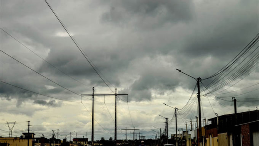 Imagem 1 - Mossoró registra volume de chuvas 70% acima do esperado nos primeiro dois meses de 2025. De acordo com o relatório divulgado pela Seadru, em fevereiro foram registrados 123,5 mm, enquanto que em janeiro o número ficou em 155,1 milímetros. Projeções da Secretaria de Agricultura, com média dos últimos 20 anos, apontavam para 164 milímetros nos dois primeiros meses do ano. O desvio positivo atingiu 114,6 milímetros. Imagem 1 - Mossoró registra volume de chuvas 70% acima do esperado nos primeiro dois meses de 2025. De acordo com o relatório divulgado pela Seadru, em fevereiro foram registrados 123,5 mm, enquanto que em janeiro o número ficou em 155,1 milímetros. Projeções da Secretaria de Agricultura, com média dos últimos 20 anos, apontavam para 164 milímetros nos dois primeiros meses do ano. O desvio positivo atingiu 114,6 milímetros.