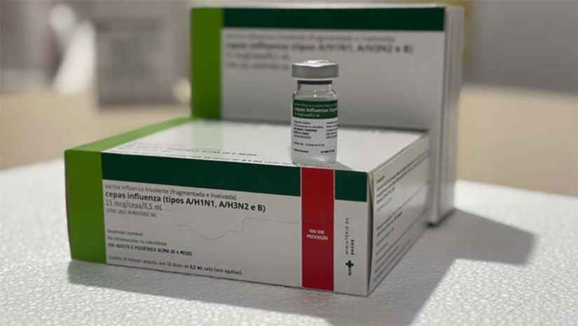 Imagem 1 - Os municípios potiguares receberão inicialmente 93.890doses, que serão entregues, no interior, a partir das Unidades Regionais de Saúde Pública e na Unidade Central de Agentes Terapêuticos. A Sesap orienta os municípios potiguares a realizarem uma busca ativa dos grupos prioritários da campanha com o objetivo de alcançar a meta de imunização. A campanha começa no dia 07 de abril e terá como dia “D” de mobilização nacional a data de 10 de maio. Imagem 1 - Os municípios potiguares receberão inicialmente 93.890doses, que serão entregues, no interior, a partir das Unidades Regionais de Saúde Pública e na Unidade Central de Agentes Terapêuticos. A Sesap orienta os municípios potiguares a realizarem uma busca ativa dos grupos prioritários da campanha com o objetivo de alcançar a meta de imunização. A campanha começa no dia 07 de abril e terá como dia “D” de mobilização nacional a data de 10 de maio.