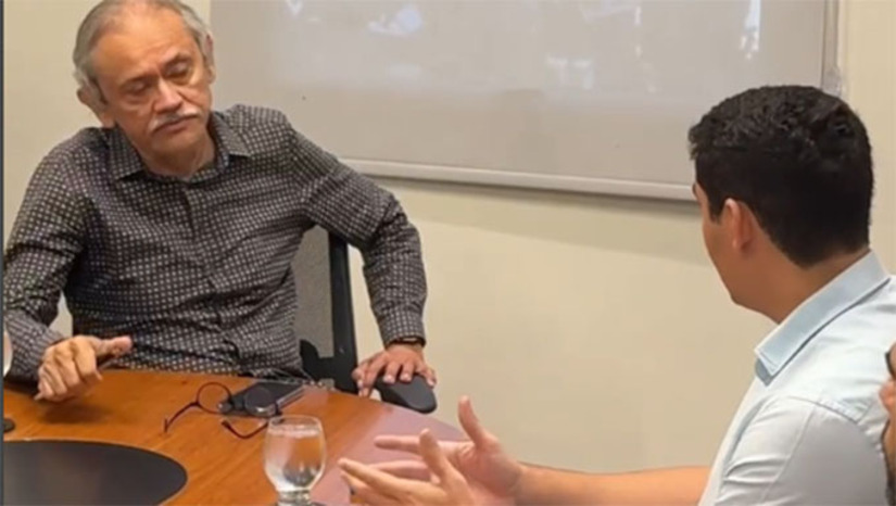 Imagem 1 - Neste dia 27, o prefeito Renan Fernandes se reuniu com o diretor presidente da CAERN, Roberto Linhares, e tratou sobre investimentos no reforço da estrutura da companhia que abastece o município de Upanema-RN. O prefeito explicou que a população está reclamando e que para solucionar os problemas, precisa que a CAERN melhore a estrutura, fazendo novos investimentos. Imagem 1 - Neste dia 27, o prefeito Renan Fernandes se reuniu com o diretor presidente da CAERN, Roberto Linhares, e tratou sobre investimentos no reforço da estrutura da companhia que abastece o município de Upanema-RN. O prefeito explicou que a população está reclamando e que para solucionar os problemas, precisa que a CAERN melhore a estrutura, fazendo novos investimentos.