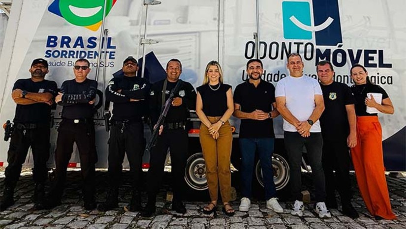 Imagem 1 - Durante a ação, foram disponibilizados os mesmos serviços oferecidos nas Unidades Básicas de Saúde (UBSs) do município, incluindo limpeza, restaurações, extrações e orientações sobre higiene bucal. O objetivo é assegurar dignidade e bem-estar aos internos, reforçando o compromisso da gestão municipal com a saúde para todos. A Prefeitura de Apodi segue investindo em ações que levam atendimento humanizado e de qualidade a toda a população. Imagem 1 - Durante a ação, foram disponibilizados os mesmos serviços oferecidos nas Unidades Básicas de Saúde (UBSs) do município, incluindo limpeza, restaurações, extrações e orientações sobre higiene bucal. O objetivo é assegurar dignidade e bem-estar aos internos, reforçando o compromisso da gestão municipal com a saúde para todos. A Prefeitura de Apodi segue investindo em ações que levam atendimento humanizado e de qualidade a toda a população.