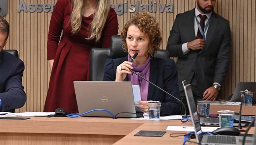 Imagem 1 - O projeto propõe que os espaços passem a homenagear vítimas da ditadura ou lideranças reconhecidas na luta pelos direitos humanos e pela democracia, com prioridade para nomes de mulheres. Também proíbe a concessão de novas homenagens a violadores de direitos humanos e determina a retirada de bustos, retratos, placas e outras formas de exaltação simbólica desses personagens da repressão. "Este é um passo necessário para promover a justiça histórica e reafirmar os valores democráticos”. Imagem 1 - O projeto propõe que os espaços passem a homenagear vítimas da ditadura ou lideranças reconhecidas na luta pelos direitos humanos e pela democracia, com prioridade para nomes de mulheres. Também proíbe a concessão de novas homenagens a violadores de direitos humanos e determina a retirada de bustos, retratos, placas e outras formas de exaltação simbólica desses personagens da repressão. "Este é um passo necessário para promover a justiça histórica e reafirmar os valores democráticos”.