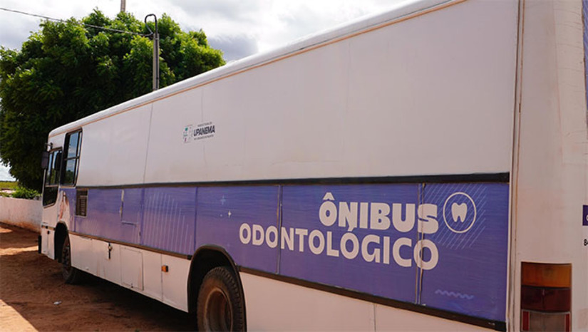 Imagem 1 - Através do PAC Saúde do Governo Federal, Upanema ganhará uma nova Unidade Odontológica Móvel, que ampliará o acesso a serviços odontológicos, e dois combos completos de equipamentos modernos para as Unidades Básicas de Saúde (UBS). A telessaúde também será reforçada com aparelhos para exames e consultas especializadas. A aquisição representa um avanço significativo para a saúde pública de Upanema, melhorando a qualidade do atendimento à população. Imagem 1 - Através do PAC Saúde do Governo Federal, Upanema ganhará uma nova Unidade Odontológica Móvel, que ampliará o acesso a serviços odontológicos, e dois combos completos de equipamentos modernos para as Unidades Básicas de Saúde (UBS). A telessaúde também será reforçada com aparelhos para exames e consultas especializadas. A aquisição representa um avanço significativo para a saúde pública de Upanema, melhorando a qualidade do atendimento à população.