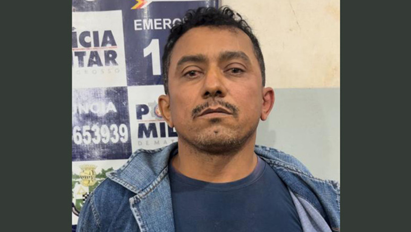 Imagem 1 - Assassinato aconteceu no dia 12 de janeiro de 2019, na comunidade de Barra de Santana, em Jucurutu-RN, porém precisou ser desaforado para ser julgado na Comarca de Mossoró. No júri desta terça-feira, 19 de agosto de 2025, as testemunhas apontaram culpa de Aldair José Alves, o Barata, de 46 anos. Em depoimento por vídeo conferência, Barata negou ter matado o empresário Henrique José Torres Lopes. O julgamento terminou às 16, com o anúncio da sentença de 19 anos e 3 meses de prisão pelo juiz Vagnos Kelly Imagem 1 - Assassinato aconteceu no dia 12 de janeiro de 2019, na comunidade de Barra de Santana, em Jucurutu-RN, porém precisou ser desaforado para ser julgado na Comarca de Mossoró. No júri desta terça-feira, 19 de agosto de 2025, as testemunhas apontaram culpa de Aldair José Alves, o Barata, de 46 anos. Em depoimento por vídeo conferência, Barata negou ter matado o empresário Henrique José Torres Lopes. O julgamento terminou às 16, com o anúncio da sentença de 19 anos e 3 meses de prisão pelo juiz Vagnos Kelly