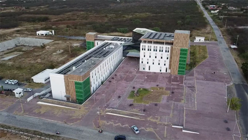 Imagem 1 - O setor de parto normal, neonatologia e gestação de alto risco serão abertos pela SESAP no Hospital da Mulher por meio de parceria com a Associação de Proteção e Assistência à Maternidade e à Infância de Mossoró – APAMIM, que é gestora do Hospital Maternidade Almeida Castro, onde atualmente são realizados todos os partos da região Oeste do RN. Com a abertura dos serviços, Mossoró passa a contar com duas maternidades. Imagem 1 - O setor de parto normal, neonatologia e gestação de alto risco serão abertos pela SESAP no Hospital da Mulher por meio de parceria com a Associação de Proteção e Assistência à Maternidade e à Infância de Mossoró – APAMIM, que é gestora do Hospital Maternidade Almeida Castro, onde atualmente são realizados todos os partos da região Oeste do RN. Com a abertura dos serviços, Mossoró passa a contar com duas maternidades.
