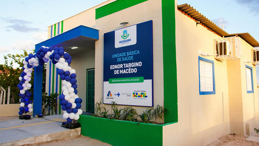 Imagem 1 - A comunidade de Mulungunzinho é a terceira contemplada com uma unidade pronta, moderna e completamente equipada. As obras fazem parte do programa “Mossoró Realiza” que conta, ao todo, com a construção de 15 UBSs, sendo 12 na zona rural e 3 na zona urbana. A nova UBS oferece estrutura planejada, incluindo consultórios médico e odontológico, sala de enfermagem, sala de procedimentos para curativos, imunização e esterilização, além de banheiros adaptados. Imagem 1 - A comunidade de Mulungunzinho é a terceira contemplada com uma unidade pronta, moderna e completamente equipada. As obras fazem parte do programa “Mossoró Realiza” que conta, ao todo, com a construção de 15 UBSs, sendo 12 na zona rural e 3 na zona urbana. A nova UBS oferece estrutura planejada, incluindo consultórios médico e odontológico, sala de enfermagem, sala de procedimentos para curativos, imunização e esterilização, além de banheiros adaptados.