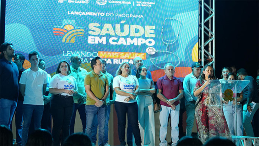 Imagem 1 -  O novo programa tem como objetivo ampliar os serviços de saúde com médicos especialistas, dentistas e a realização de exames diretamente às comunidades rurais.  Segundo a gestão, o novo programa busca aproximar o atendimento da população que vive no campo, reduzindo deslocamentos até a cidade e garantindo acesso mais rápido e humanizado aos serviços de saúde. “É uma ação que vai bater na porta do homem e da mulher do campo, cuidando daquilo que temos de mais precioso: a vida e o bem-estar do nosso povo”, destacou o prefeito.