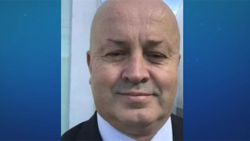 Imagem 1 -  A ação, determinada pelo Supremo Tribunal Federal (STF), é um desdobramento da Operação Sem Desconto, que apura um esquema bilionário de descontos indevidos em aposentadorias e pensões. Investigadores identificaram risco de fuga e indícios de ocultação patrimonial.  As investigações revelaram que os envolvidos praticaram "os crimes de impedimento ou embaraço de investigação de organização criminosa, dilapidação e ocultação de patrimônio, além da possível obstrução da investigação por parte de alguns investigados." Ao todo, segundo a PF, "estão sendo cumpridos dois mandados de prisão preventiva e 13 mandados de busca e apreensão, autorizados pelo Supremo Tribunal Federal, nos estados de São Paulo e no Distrito Federal".