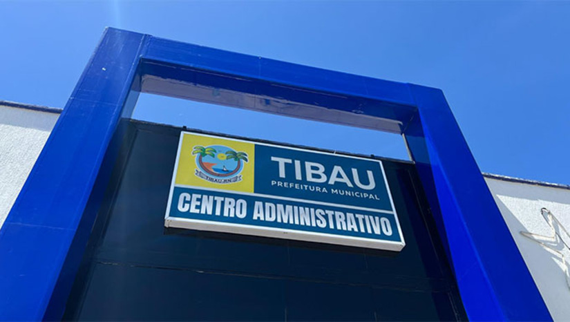 Imagem 1 - A iniciativa visa atualizar os dados cadastrais do funcionalismo e subsidiar o planejamento de futuros concursos públicos previstos para 2026. Todos os servidores efetivos ativos deverão comparecer presencialmente à sede da SEMAP, localizada na Rua do Pargo, nº 76, das 8h às 12h, para preencher um formulário físico. Será necessário apresentar documentos como CPF, identidade, foto 3x4, certidões civis e comprovante de residência recente. Imagem 1 - A iniciativa visa atualizar os dados cadastrais do funcionalismo e subsidiar o planejamento de futuros concursos públicos previstos para 2026. Todos os servidores efetivos ativos deverão comparecer presencialmente à sede da SEMAP, localizada na Rua do Pargo, nº 76, das 8h às 12h, para preencher um formulário físico. Será necessário apresentar documentos como CPF, identidade, foto 3x4, certidões civis e comprovante de residência recente.