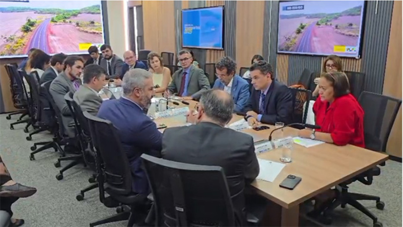 Imagem 1 -  DNIT espera fechar a contratação nos próximos dois mês e iniciar as obras até dezembro, devendo concluir num prazo de 2 anos. Com investimento de quase R$ 1 bilhão, o investimento contemplará a duplicação de aproximadamente 100 quilômetros na primeira fase. O Lote 1B abrange os municípios de Mossoró e Assú. Já o Lote 2D liga o entroncamento da BR-226, na Reta Tabajara, em Macaíba, até o município de Riachuelo.