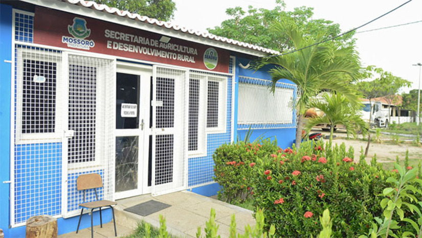   Conforme o edital, as vagas serão preenchidas pelo produtor rural ou seu familiar; ou ainda, o colaborador do produtor rural, mas o público também pode realizar as inscrições. Os cursos técnicos de nível médio do Senar são gratuitos, com duração de dois anos (presencial). A inscrição para o Processo Seletivo será realizada exclusivamente por meio do endereço eletrônico https://senar.org.br/etec/, até dia 24 de novembro.