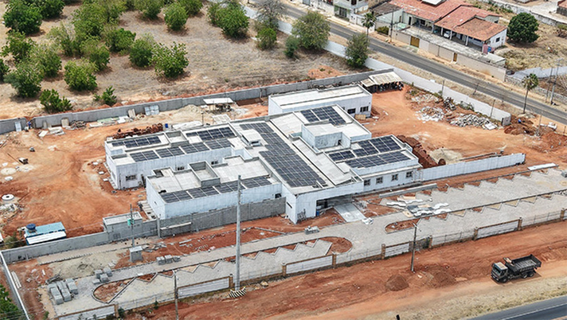   Os recursos foram destinados pelo mandato da senadora Zenaide Maia, que vai se somar aos recursos já destinados para construir 15 UBS e 4 Caps. Além dos recursos destinados pela senadora, o prefeito de Mossoró também recebeu a confirmação do deputado João Maia da liberação de R$ 1,9 milhão para pavimentar rua do bairro Bela Vista.