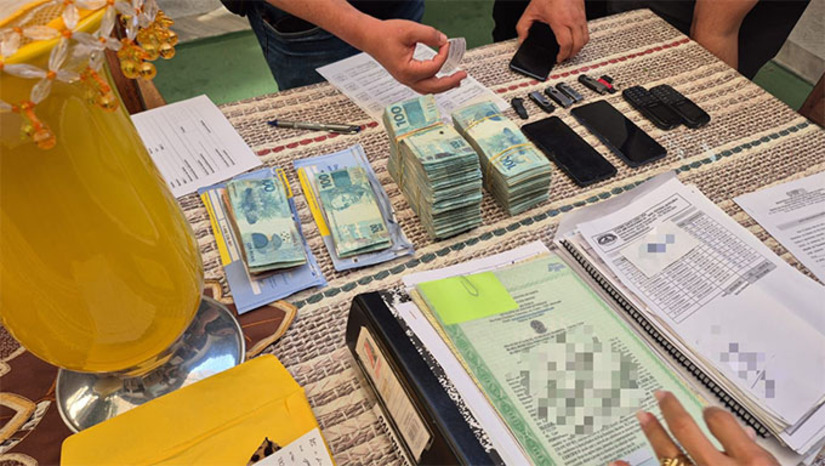   A operação Uncle investiga um ex-prefeito de Doutor Severiano, empresários e um servidor público, sobrinho do ex-gestor. A ação cumpriu mandados de busca e apreensão para apurar indícios de fraude em licitação, corrupção ativa e passiva e lavagem de dinheiro. Segundo o MPRN, o servidor movimentou cerca de R$ 11 milhões em cinco anos, valor incompatível com sua renda. A operação contou com apoio da Polícia Militar do RN e das forças de segurança do Ceará.