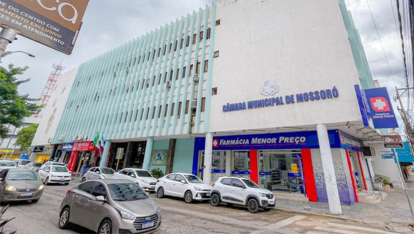   O reconhecimento mostra que a Câmara apresenta de forma clara quanto dinheiro recebe e como utiliza cada recurso, garantindo o acesso de informação a qualquer cidadão.  O presidente da Câmara, vereador Genilson Alves (União Brasil), comemorou o resultado. “Receber o selo ouro em nosso primeiro ano de gestão é uma felicidade enorme. Desde o início, nosso compromisso é fazer uma gestão aberta e clara, para que qualquer cidadão acompanhe como o dinheiro público é usado”, afirmou.