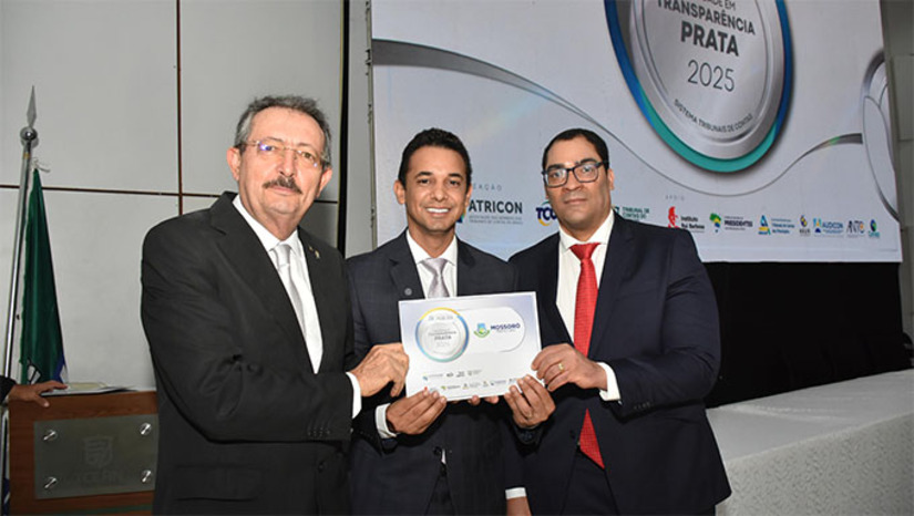   A conquista do selo demonstra o compromisso da Prefeitura de Mossoró com a transparência das informações públicas e reforça que o município é referência nessa área. A premiação analisa dados divulgados pelo Município por meio do Portal da Transparência, a exemplo de contratos, pagamentos, despesas e receitas da administração municipal.  O Selo de Qualidade em Transparência Pública integra o Programa Nacional de Transparência Pública, iniciativa que avalia o nível de transparência dos municípios de todo o país.