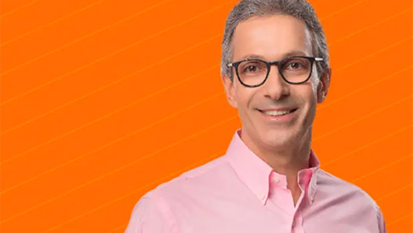   De um lado, o governador de Minas Gerais, Romeu Zema (NOVO), não tem sucessor eleitoral à altura. De outro, o PT carece de nome chamativo para as urnas. Por ora, o senador Rodrigo Pacheco (PSD), preferido do presidente Lula da Silva, desistiu da política. Tido como o sucessor natural de Zema, o vice Mateus Simões (PSD) não convence aliados ainda. Ele chamou centenas de prefeitos para reunião e avisou que o caixa está apertado para ano que vem. Desponta na língua afiada de caciques, devagar, mas tímido, o nome do Secretário de Governo, Marcelo Aro (PP). Com trânsito suprapartidário e entregando benesses para os municípios. Mais, na COLUNA ESPLANADA