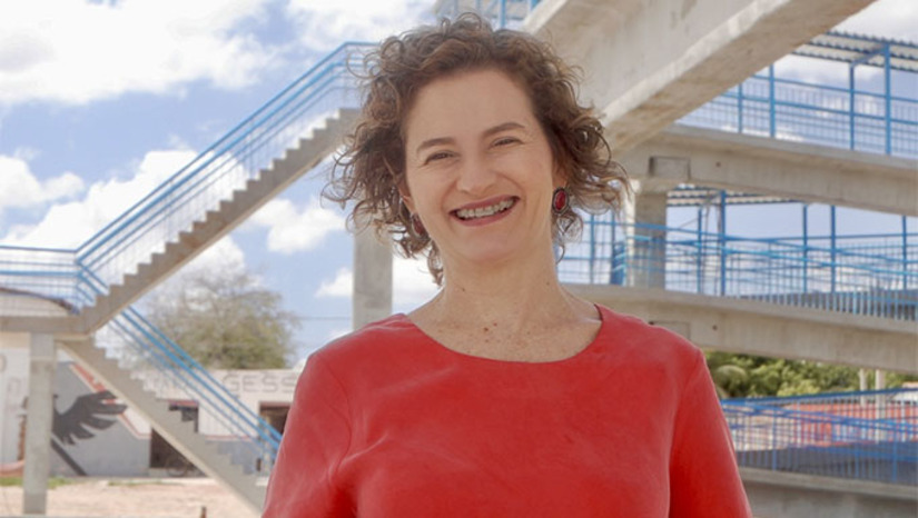   Ao longo de quase sete anos na Assembleia Legislativa do Rio Grande do Norte, a deputada Isolda Dantas se destacou por uma atuação legislativa consistente, com mais de 100 leis aprovadas e milhares de proposições apresentadas. Líder entre as deputadas e segunda no ranking geral de proposições, seu mandato é marcado por uma agenda voltada às demandas do povo potiguar, especialmente nas áreas de agricultura familiar, economia solidária, direitos das mulheres, igualdade racial, cultura e educação.