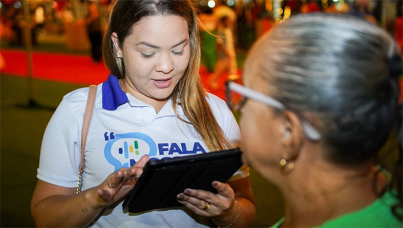 Imagem 1 - A Ouvidoria-Geral do Município divulgou relatório de avaliação da quarta edição do projeto “Estação Natal”, realizada na Estação das Artes Poeta Elizeu Ventania, entre 30 de novembro e 21 de dezembro de 2025. O levantamento apontou aprovação superior a 99%, somando as avaliações “Ótimo” e “Bom”, evidenciando alto nível de satisfação do público. Os principais destaques foram a árvore de Natal e a iluminação, seguidos pelos túneis de luz, presépio. O resultado confirma a consolidação e o crescimento do “Estação Natal”, que segue em exibição até os primeiros dias de janeiro de 2026. Imagem 1 - A Ouvidoria-Geral do Município divulgou relatório de avaliação da quarta edição do projeto “Estação Natal”, realizada na Estação das Artes Poeta Elizeu Ventania, entre 30 de novembro e 21 de dezembro de 2025. O levantamento apontou aprovação superior a 99%, somando as avaliações “Ótimo” e “Bom”, evidenciando alto nível de satisfação do público. Os principais destaques foram a árvore de Natal e a iluminação, seguidos pelos túneis de luz, presépio. O resultado confirma a consolidação e o crescimento do “Estação Natal”, que segue em exibição até os primeiros dias de janeiro de 2026.