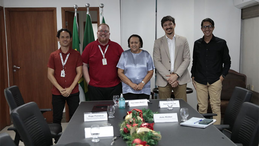 Imagem 1 -  O Governo do RN será o primeiro estado a apresentar proposta para sediar uma nova unidade do Laboratório Nacional de Computação Científica, com o objetivo de instalar um supercomputador de alto desempenho previsto no Plano Brasileiro de Inteligência Artificial. A proposta será formalizada em janeiro de 2026, indicando o Parque Científico e Tecnológico Augusto Severo. O supercomputador, orçado em R$ 1,8 bilhão, deverá estar entre os dez mais potentes do mundo e será essencial para fortalecer a soberania tecnológica, apoiar pesquisas científicas e impulsionar o desenvolvimento da inteligência artificial no Brasil.