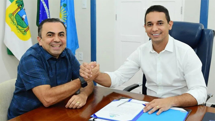   O prefeito Allyson Bezerra e o vice-prefeito Marcos Medeiros anunciaram as mudanças nesta terça-feira, 6, com mudanças de comando em Infraestrutura, Cultura, Comunicação, Secretaria de Governo, Desenvolvimento Econômico, Administração, Controladoria-Geral do Município, entre outras mudanças em postos de segundo escalão. As mudanças já estão no Diário Oficial do Município.