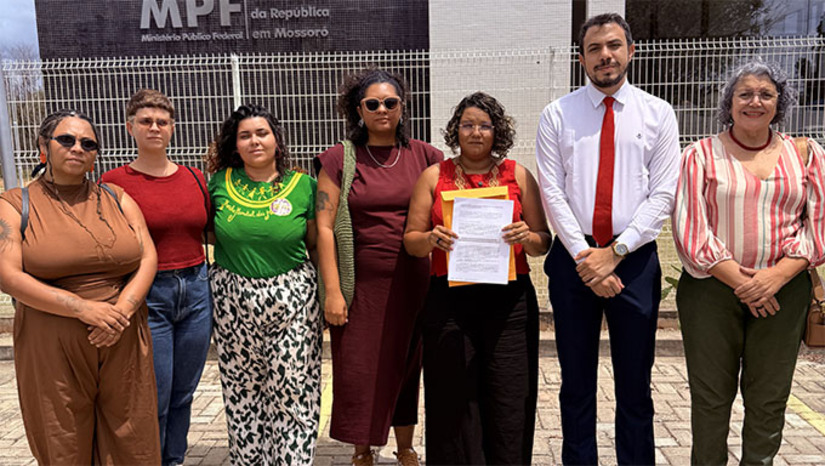   A vereadora Plúvia Oliveira e a deputada estadual Isolda Dantas, junto à Comissão de Direitos Humanos da OAB, movimentos sociais, professores e representantes de partidos políticos, protocolaram uma representação no Ministério Público Federal pedindo a apuração do caso de um adolescente que utilizou vestimenta e fez saudações extremistas durante um baile de formatura de Medicina em Mossoró. Os autores da representação destacam que a atitude é crime no Brasil e defendem que o episódio seja tratado com seriedade. As parlamentares reforçaram a necessidade de uma apuração rigorosa e do enfrentamento permanente a manifestações que atentem contra a democracia, os direitos humanos e promovam discriminação e intolerância.