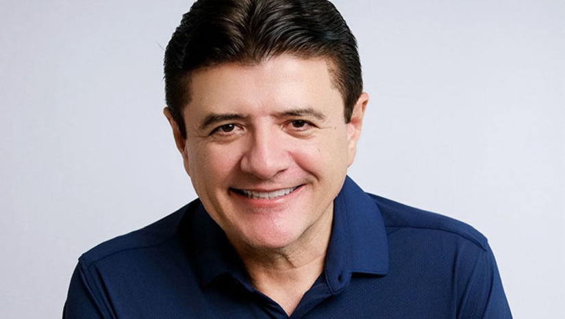   A programação contará com palestrantes de destaque no cenário nacional e uma feira comercial, onde empresas expressivas do setor irão apresentar as mais modernas soluções, equipamentos e tecnologias voltadas à medicina e à odontologia. O congresso é promovido pelo Instituto Oral Clínica, reafirmando o compromisso com a valorização da medicina e da odontologia e com a preparação dos profissionais para os desafios atuais e futuros da área da saúde.