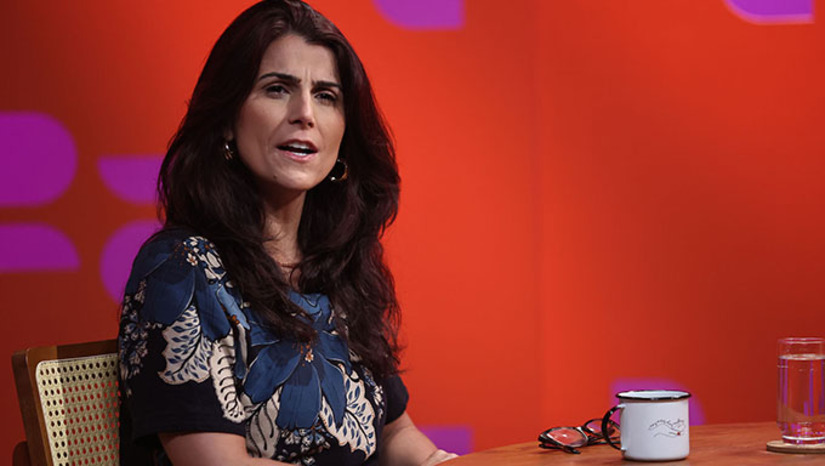   Na disputa por cadeiras no Legislativo deste ano, visto por direita e esquerda como o palco principal da guerra a ser travada pelo próximo presidente, o Psol resolveu dobrar a aposta nas mulheres. Atraiu Manuela D’ávila no Sul, Áurea Carolina em Minas e está em diálogo com a ex-prefeita de Fortaleza Luizianne Lins no Ceará, Duda Salabert em Minas e a ministra do Meio Ambiente Marina Silva em São Paulo. Luizianne e Marina podem disputar o Senado, e Duda a reeleição para a Câmara. A presidente do Psol, Paula Coradi, a deputada federal Talíria Petrone (RJ) e a própria Manuela D’ávila estão na linha de frente das conversas. O Psol é unânime em apoiar o presidente Lula da Silva desde o 1º turno, e este é o principal mote dos convites.