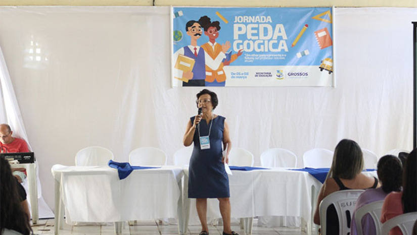 Imagem 1 -  Durante a abertura oficial, a prefeita municipal, Cinthia Sonale, fará uso da palavra destacando a importância do investimento contínuo na educação como base para o desenvolvimento do município. A Jornada contará ainda com a palestra magna ministrada pelo professor Me. Mistênio Bertuleza de Araújo, que irá aprofundar o debate sobre o tema central do evento, destacando o ensino como elemento essencial para garantir aprendizagem significativa e equidade no ambiente escolar.