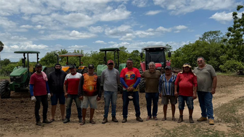   Para o prefeito Artur Vale, acompanhar o resultado do programa é motivo de alegria e reforça o compromisso da gestão com o desenvolvimento da zona rural. “É muito gratificante ver a terra sendo preparada e saber que cada área cortada representa esperança para o homem do campo. Nosso compromisso é seguir apoiando quem vive da agricultura, porque é da terra que muitas famílias tiram o sustento e ajudam a movimentar a economia de Governador Dix-Sept Rosado”, afirmou