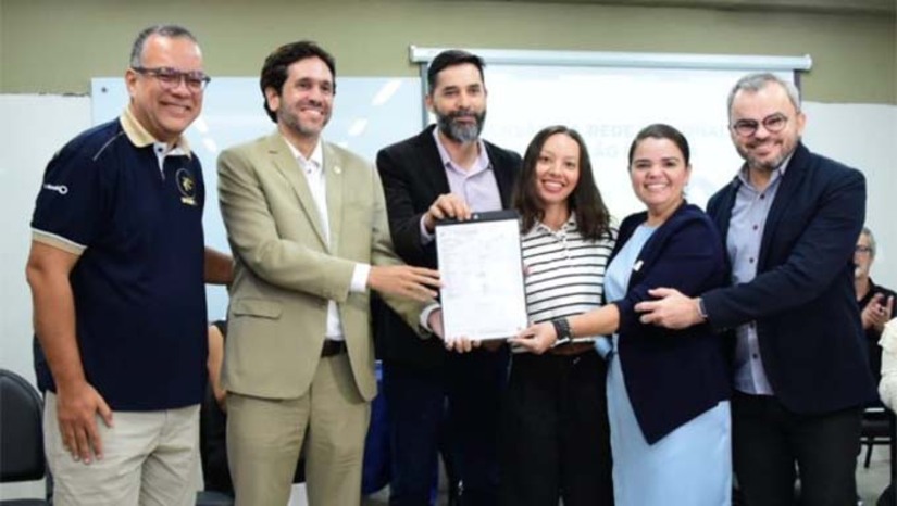   A Uern TV passou a operar em sinal aberto em Mossoró, no canal 20.1, ampliando o acesso da população ao conteúdo da emissora universitária. O avanço é resultado de parceria com a EBC e fortalece a comunicação pública no estado. Na ocasião, também foi inaugurado o Parque de Transmissão Professor Milton Marques de Medeiros, em homenagem ao ex-reitor que contribuiu para a criação da TV.