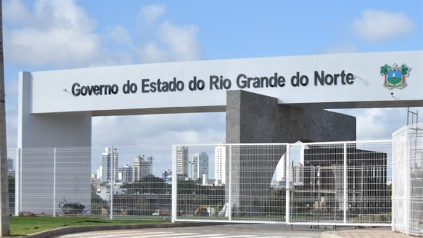   As inscrições devem ser realizadas exclusivamente pela internet, no site oficial da banca organizadora, no endereço www.avalia.org.br, até às 17h do dia 24 de abril de 2026, observado o horário de Brasília/DF. A taxa de inscrição é de R$ 120,00 para os candidatos que desejarem concorrer aos blocos 1 e 3, e de R$ 150,00 para os candidatos que desejarem concorrer ao bloco 2. São 175 vagas de níveis médio e superior.