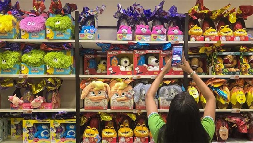 Imagem 1 -  Em Mossoró, a intenção de presentear chegou a 61,6%, também no maior nível da série histórica. O comércio de rua segue na liderança entre os locais de compra, com 47,1%, à frente dos shoppings, que aparecem com 37,3%. O gasto médio com presentes ficou em R$ 113,51, enquanto a intenção de viajar no feriado atingiu 22,4%, acima da registrada na capital.