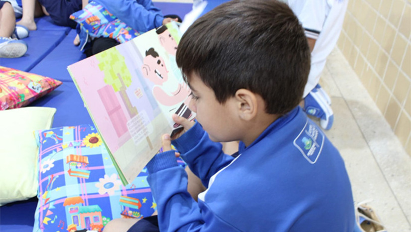   Para o ano de 2025, havia sido estabelecido o índice de 51. Porém com um trabalho coletivo, sistemático e focado na aprendizagem, o município superou as expectativas, atingindo o expressivo resultado de 57,83. O município de Mossoró tem mais de 20 mil alunos matriculados e 96 escolas, que foram estruturadas e climatizadas. Os alunos receberam fardamento, material, tendo também acesso a transporte e merenda.