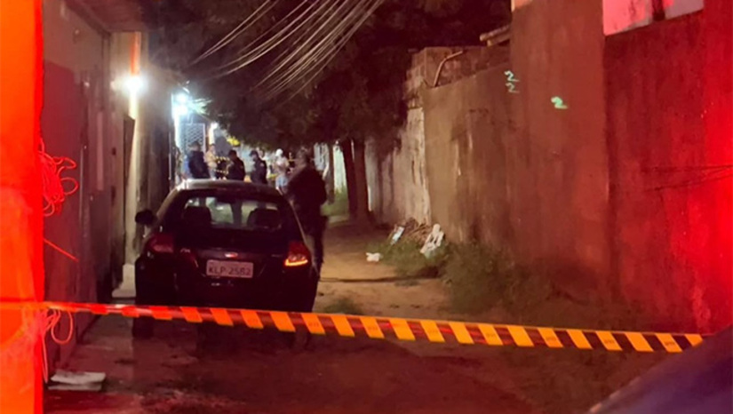   A vítima do primeiro caso é Iataílton Damasceno de França, de 47 anos. O segundo caso teve como vítima Vinícius Carlos Bessa Viana, perseguido e morto a tiros nas imediações do Centro Administrativo da Prefeitura de Mossoró, no bairro Aeroporto. O terceiro caso, a PM confirmou há pocos instantes na Estrada de Alagoinha.