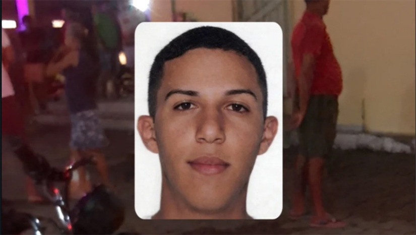   Vítima José Everton Serafim estava perto de um espetinho quando dois homens se aproximaram numa motocicleta e já foram atirando. O caso deve ser investigado pela policia Civil, com apoio da policia Militar, além de relatório técnico especializado da polícia Científica. É imprescindível que o cidadão contribua com a investigação através do 181.