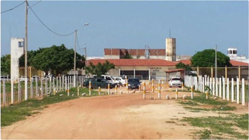 Imagem 1 - Recomendação surge após unidades prisionais em Mossoró recusarem detentos durante a noite, obrigando a permanência ilegal em delegacias. O representante do MPF enviou, esta semana, recomendações diretas ao secretário da Seap, Helton Xavier, e ao diretor da Cadeia Pública de Mossoró, Emerson Galdino de Souza, defendendo a adoção de medicas urgentes para que as cadeias públicas recebam presos de Justiça a qualquer hora do dia ou da noite. Imagem 1 - Recomendação surge após unidades prisionais em Mossoró recusarem detentos durante a noite, obrigando a permanência ilegal em delegacias. O representante do MPF enviou, esta semana, recomendações diretas ao secretário da Seap, Helton Xavier, e ao diretor da Cadeia Pública de Mossoró, Emerson Galdino de Souza, defendendo a adoção de medicas urgentes para que as cadeias públicas recebam presos de Justiça a qualquer hora do dia ou da noite.