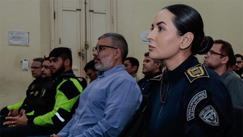 Imagem 1 - A comandante da Guarda Civil Municipal, Gabriela Saiara, destacou que o planejamento ocorre de forma contínua e integrada. “Esse trabalho já vem sendo construído desde o fim da última edição. Assim que o evento encerra, nós avaliamos os pontos positivos e o que pode ser melhorado. O MCJ é um evento de grande magnitude, que movimenta a economia e atrai visitantes, então exige uma preparação antecipada e articulada entre todas as forças”, afirmou. Imagem 1 - A comandante da Guarda Civil Municipal, Gabriela Saiara, destacou que o planejamento ocorre de forma contínua e integrada. “Esse trabalho já vem sendo construído desde o fim da última edição. Assim que o evento encerra, nós avaliamos os pontos positivos e o que pode ser melhorado. O MCJ é um evento de grande magnitude, que movimenta a economia e atrai visitantes, então exige uma preparação antecipada e articulada entre todas as forças”, afirmou.