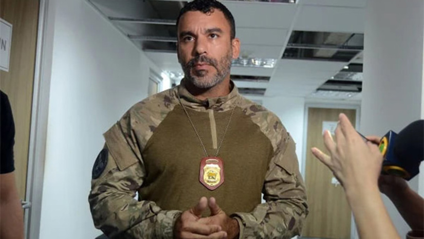 Imagem 1 -  Investigação do MPRN revela que uma advogada intermediava ordens de um líder preso para planejar a morte do delegado de João Câmara. O atentado seria uma retaliação às constantes operações contra o tráfico de drogas e o domínio territorial da facção na região. Com a desarticulação do plano através de provas digitais, o chefe do grupo e seu irmão foram transferidos para o sistema federal. O delegado afirmou que as ameaças não interromperão o combate ao crime organizado no Estado.