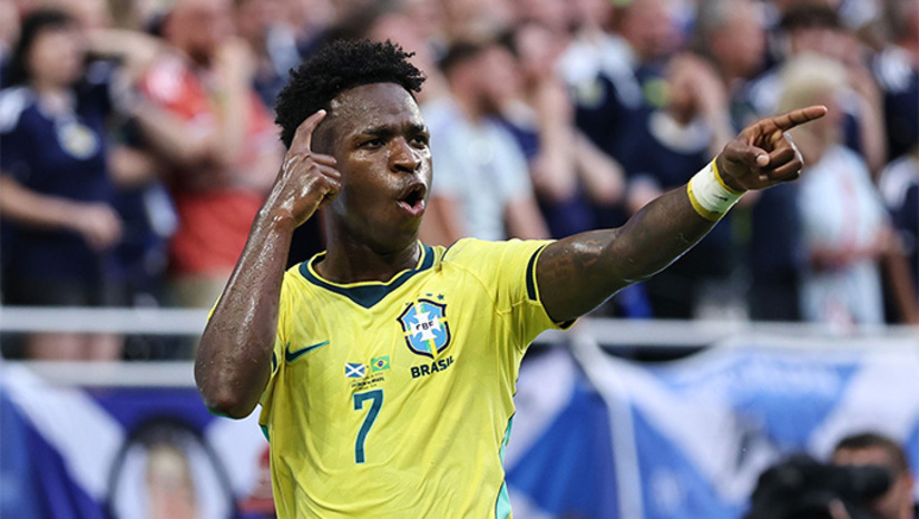   Com dois gols de Vini e outro de Matheus Cunha, Seleção Brasileira vence por 3 a 0 em Miami, garante a primeira colocação da chave e agora aguarda o segundo colocado do Grupo F nas oitavas de final. A grande exibição do Brasil no Mundial terminou com defesa sem ser vazada, liderança do grupo e moral elevada. Que venha o segundo colocado do Grupo F, seja ele quem for.