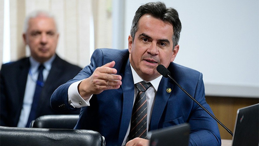   Expoentes do Progressistas (PP) têm batido os pés nos tapetes azul e verde do Congresso Nacional para apontar que os deputados Agnaldo Ribeiro (PB), Covatti Filho (RS) e o ex Cacá Leão (BA) são os seus pré-candidatos para a próxima vaga do Tribunal de Contas da União, na cota da Câmara dos Deputados, que tem o direito à indicação. Porém, o nome preferido do presidente (por ora) do partido, senador Ciro Nogueira (PI) é o deputado Dudu da Fonte (PE). Ciro é padrinho do seu filho Lula da Fonte (PE) – deputado federal como o pai. É porque Dudu tem uma eleição muito difícil para o Senado em Pernambuco, onde aparece fraco nas pesquisas.