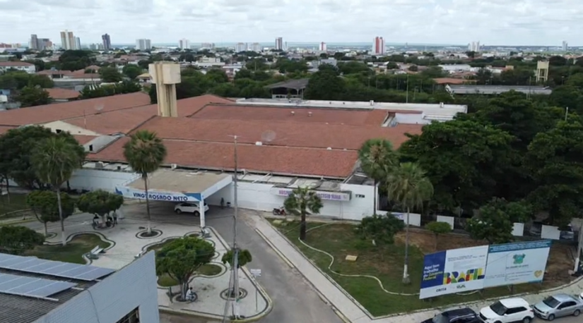   O governo do Rio Grande do Norte nomeou 748 novos profissionais de saúde aprovados em concurso público da Sesap, conforme publicado na edição nº 16.184 do Diário Oficial desta quinta-feira (2). A convocação busca reforçar o atendimento em todas as oito Regiões de Saúde do estado e engloba 360 médicos, 158 profissionais de nível superior e 230 de níveis médio e técnico, elevando o total de convocados do certame para 3.307 pessoas. 