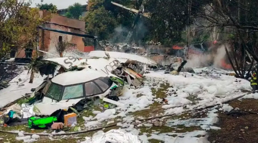   O Cenipa divulga nesta quinta-feira (23) o relatório final sobre a queda do avião da Voepass em Vinhedo (SP), ocorrida em 2024. O documento traz a análise completa das duas caixas-pretas após validação técnica de órgãos da França e do Canadá. Entre as 62 vítimas da tragédia estavam dois representantes comerciais que moravam no Rio Grande do Norte. O laudo busca apontar fatores contribuintes e sugerir melhorias de segurança, sem aplicar punições jurídicas.
