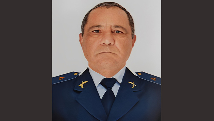   Jerry Kildery Araújo da Silva estava passeando com o cachorro no início da manhã deste domingo, 2, no Sítio Malhada, zona rural de São José do Mipibu, quando teria sido morto a tiros. Em Nota, o comando da Polícia Militar e também da Secretaria Estadual de Segurança Pública e Defesa Social, lamentam o ocorrido e informam que estão empregando forças cojuntas e com prioriedade para identificar os criminosos e prende-los. 