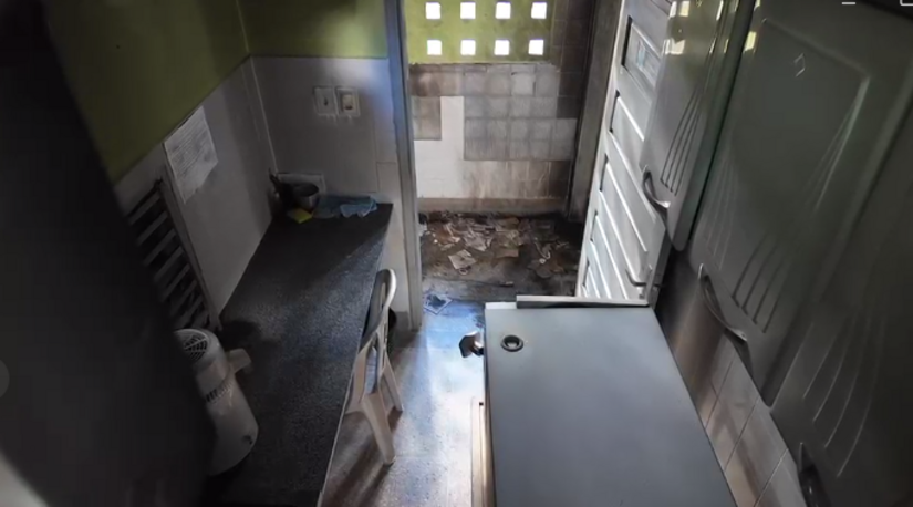 Imagem 1 - Mossoró-RN: "Coisa de bêbado": Revoltado com a burocracia, servente toca fogo em UBS dos Pintos Imagem 1 - Mossoró-RN: "Coisa de bêbado": Revoltado com a burocracia, servente toca fogo em UBS dos Pintos